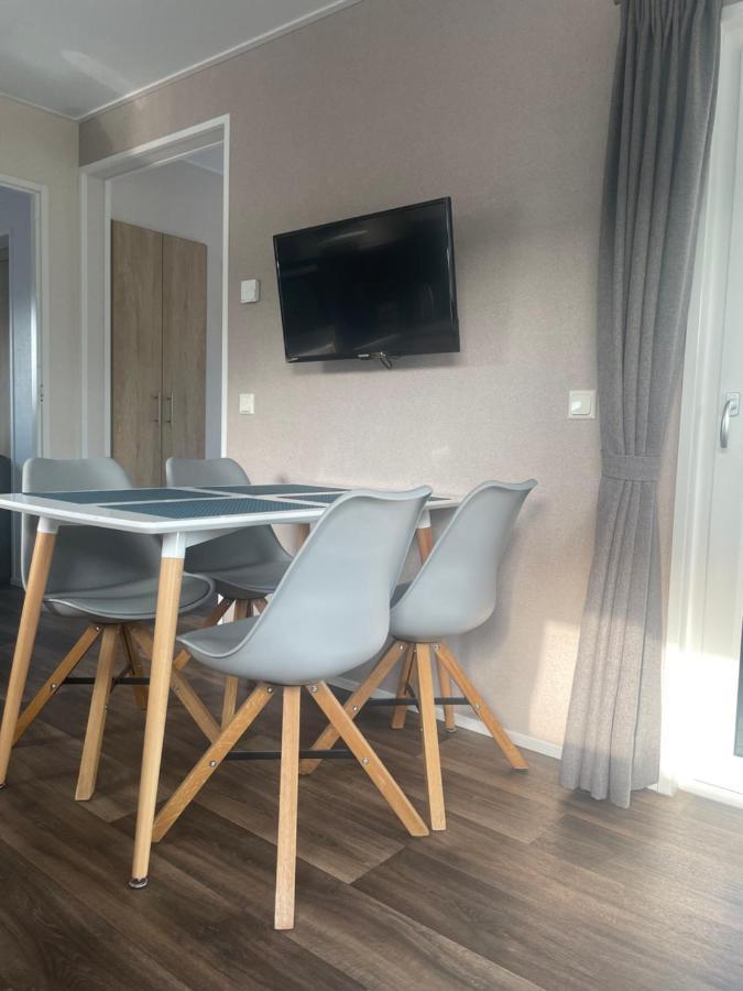 Ferienhaus Auszeit Am Guelser Moselbogen 20 In Koblenz コブレンツ エクステリア 写真